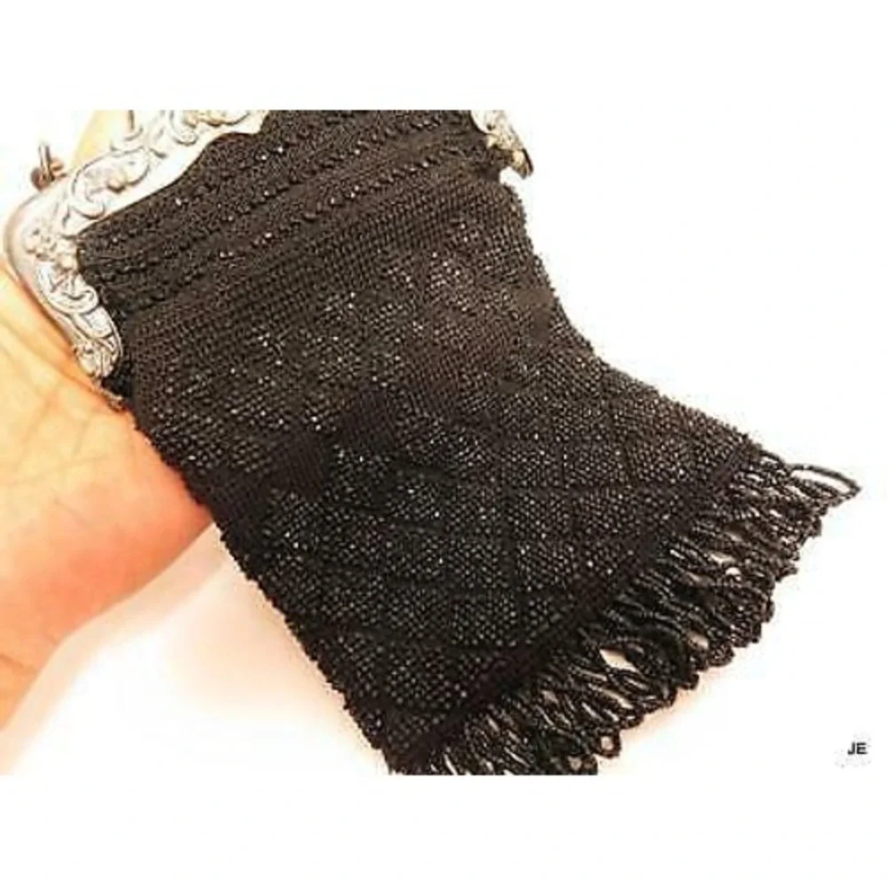 ANTIQUE ART NOUVEAU‎ FLORAL FRENCH STEEL? BLACK MICRO BEAD CHATELAINE PURSE